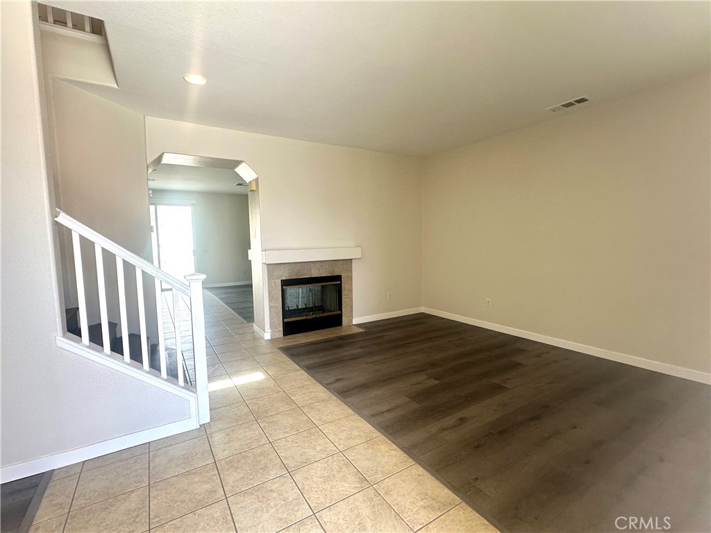 14990 Leaf Lane Property Photo 2