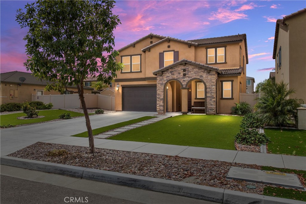 1430 Shannon Property Photo 1
