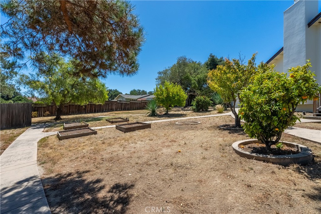 19580 Redding Property Photo 45