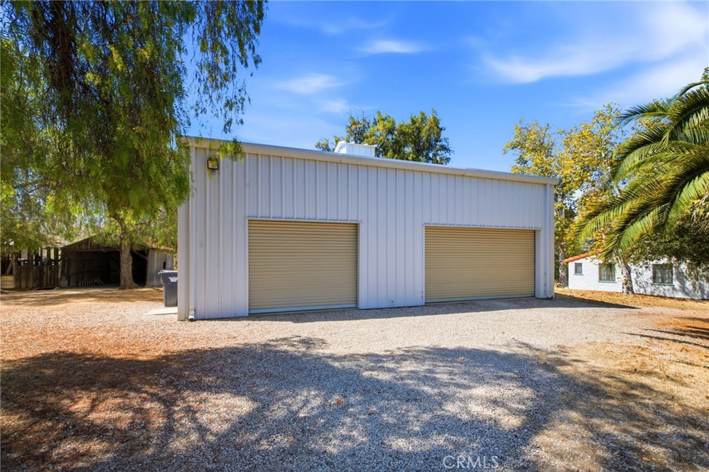 1464 Pacific Street Property Photo 6