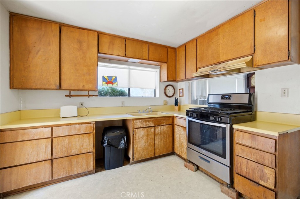 1464 Pacific Street Property Photo 11