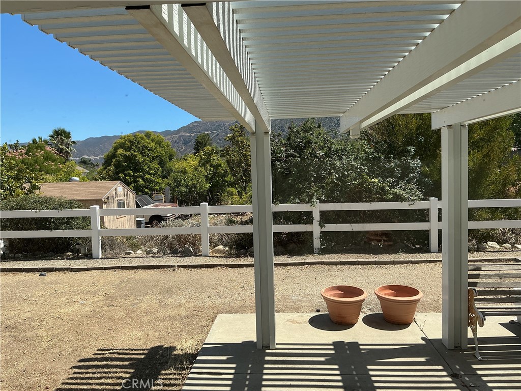 15025 Amorose Property Photo 18