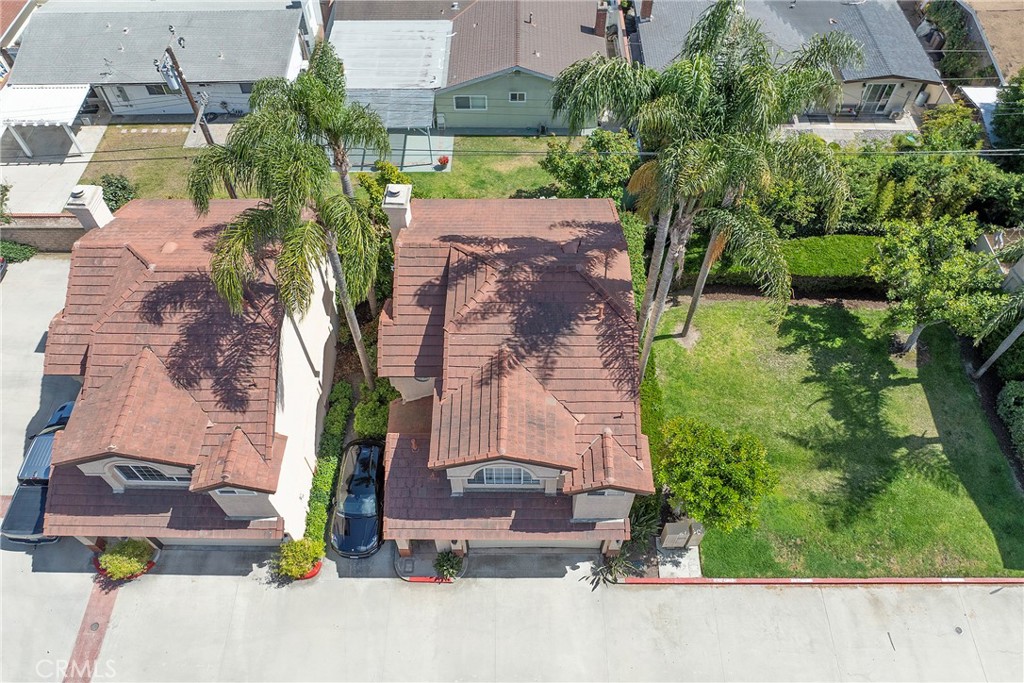 17572 Van Buren Property Photo 4