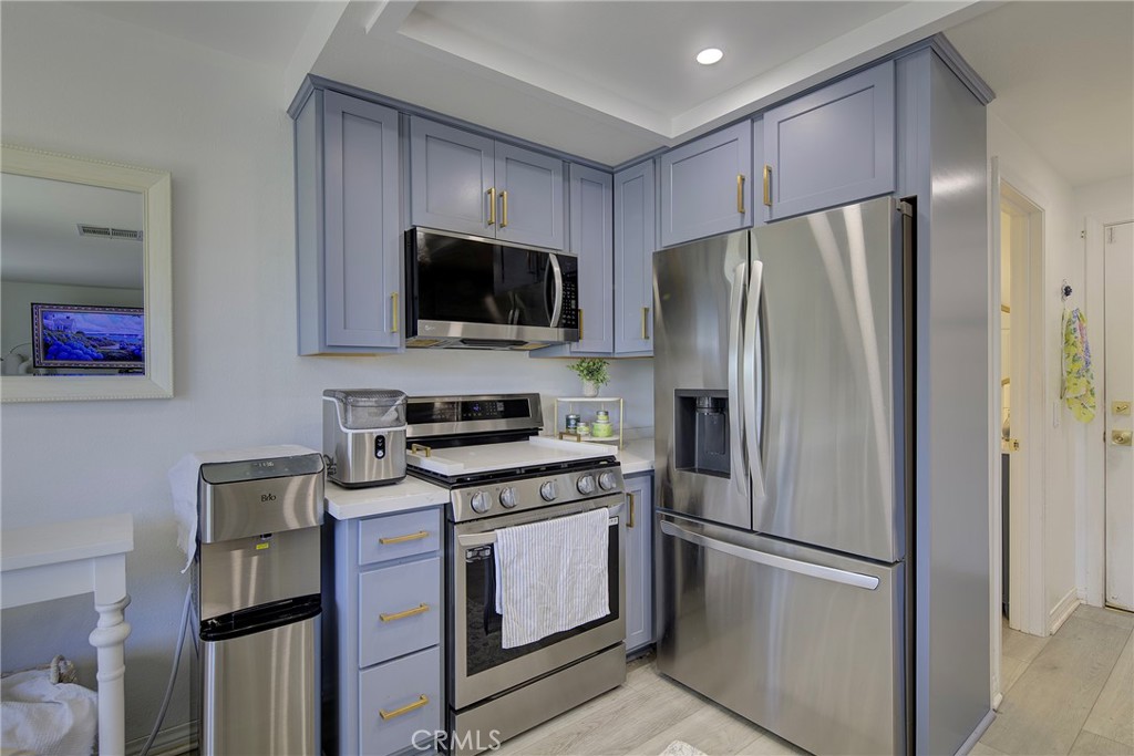 17572 Van Buren Property Photo 15