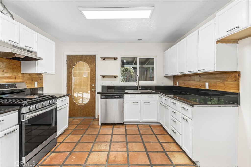 25952 Valle Vue Place Property Photo 10