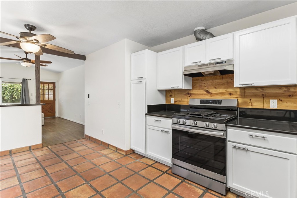 25952 Valle Vue Place Property Photo 12