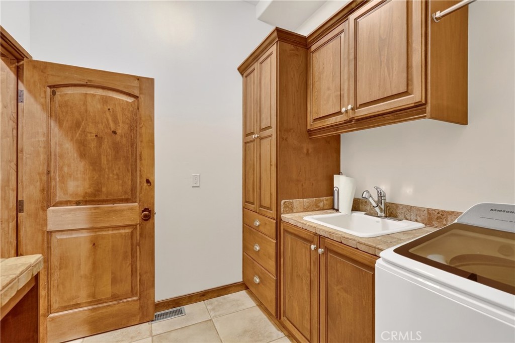 27360 Elmwood Property Photo 37