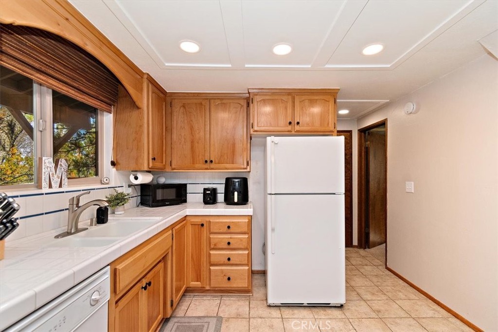 1241 Innsbruck Property Photo 19