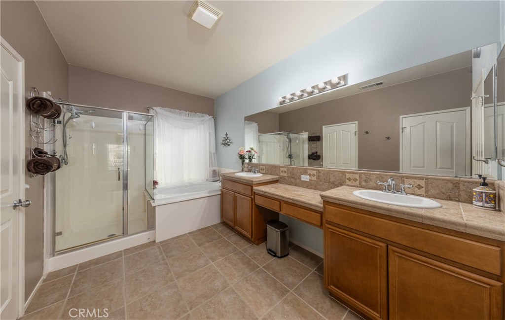 64243 Eagle Mountain Avenue Property Photo 16