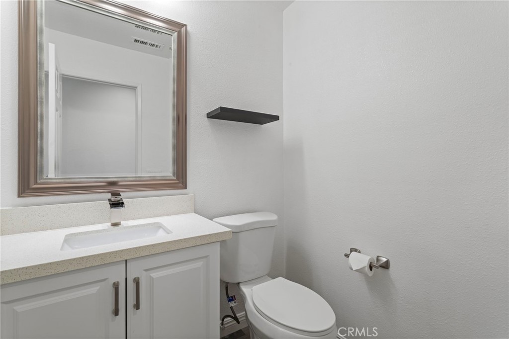 23701 Arjay Way Property Photo 23