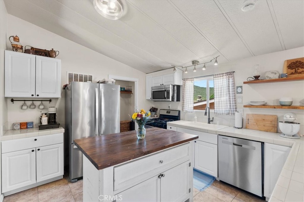 24835 Split Rail Property Photo 14