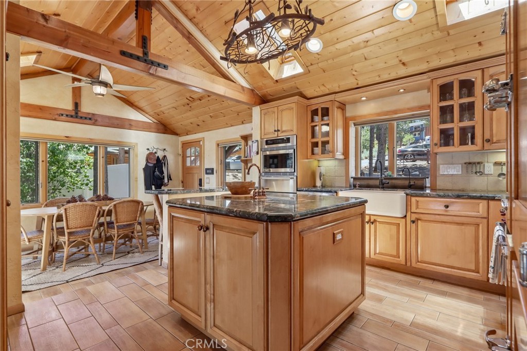 447 Cienega Property Photo 28