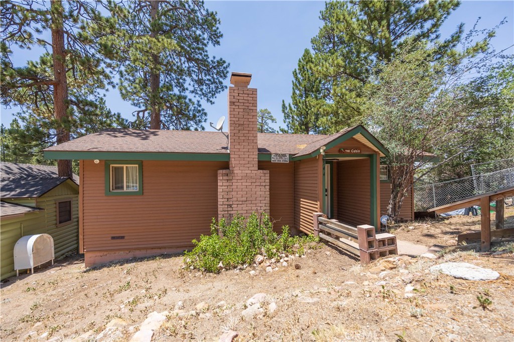 544 Vista Lane Property Photo 3