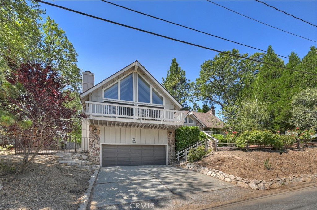 888 Talisman Property Photo 1