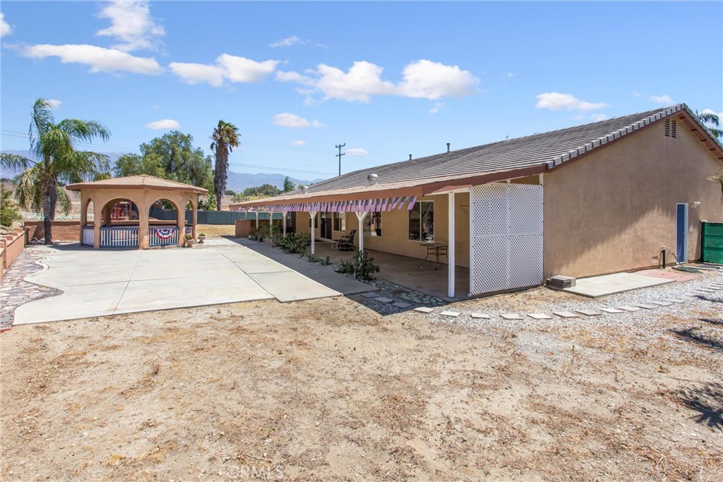 933 Driftwood Property Photo 30