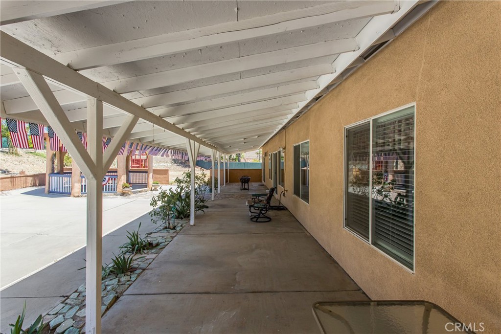 933 Driftwood Property Photo 32