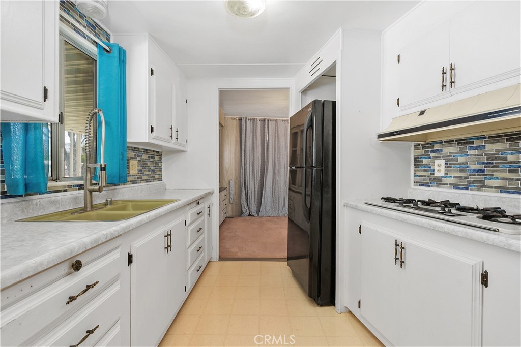 24857 Howard Dr. Property Photo 16