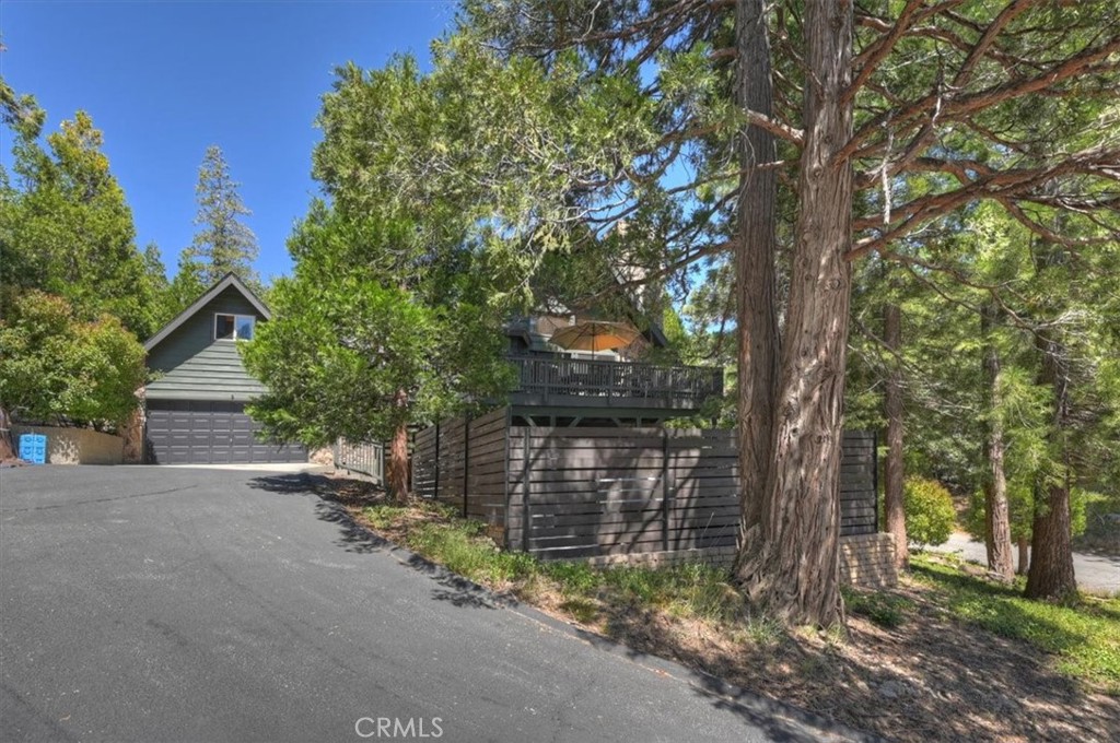 499 Golf Course Property Photo 1