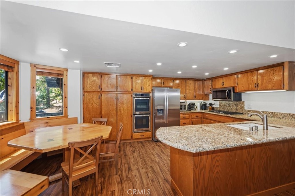 499 Golf Course Property Photo 7