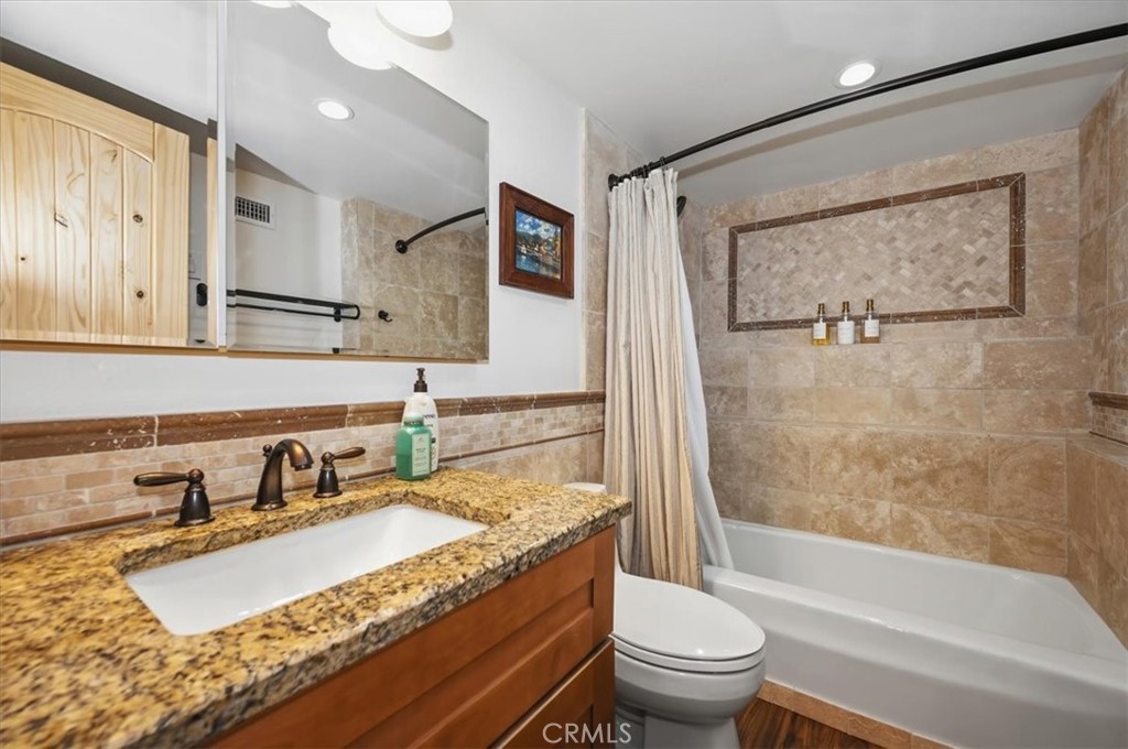 499 Golf Course Property Photo 28