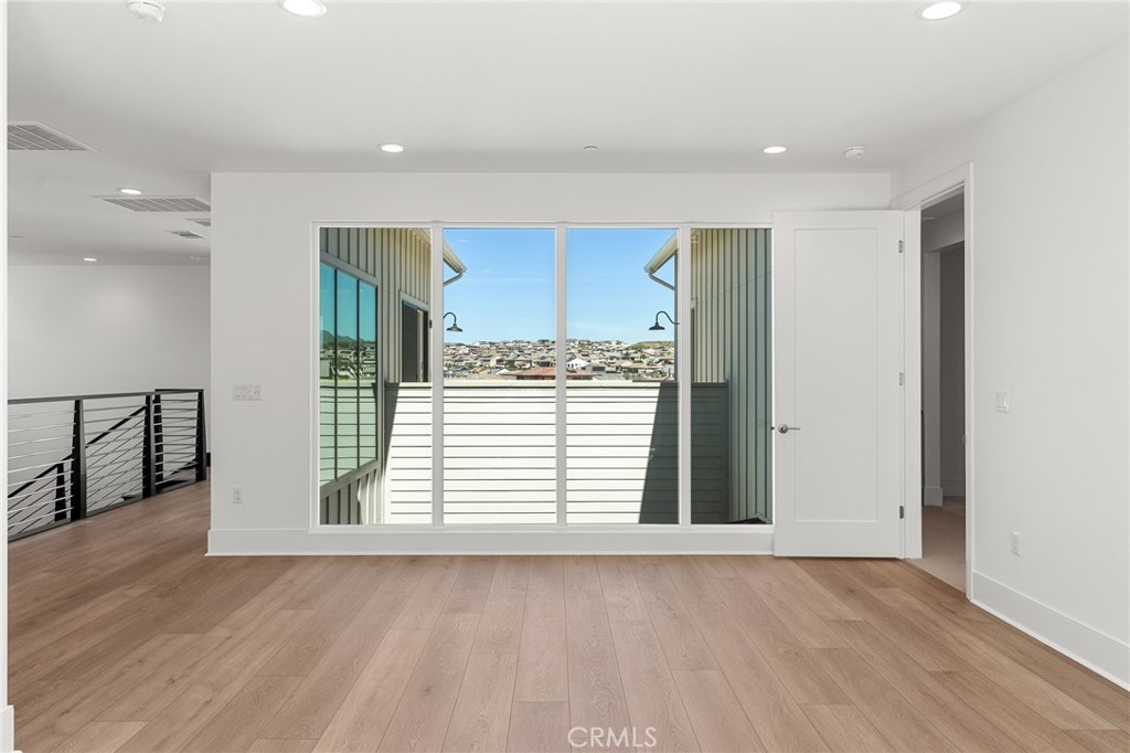 32345 Daybrook Terrace Property Photo 14