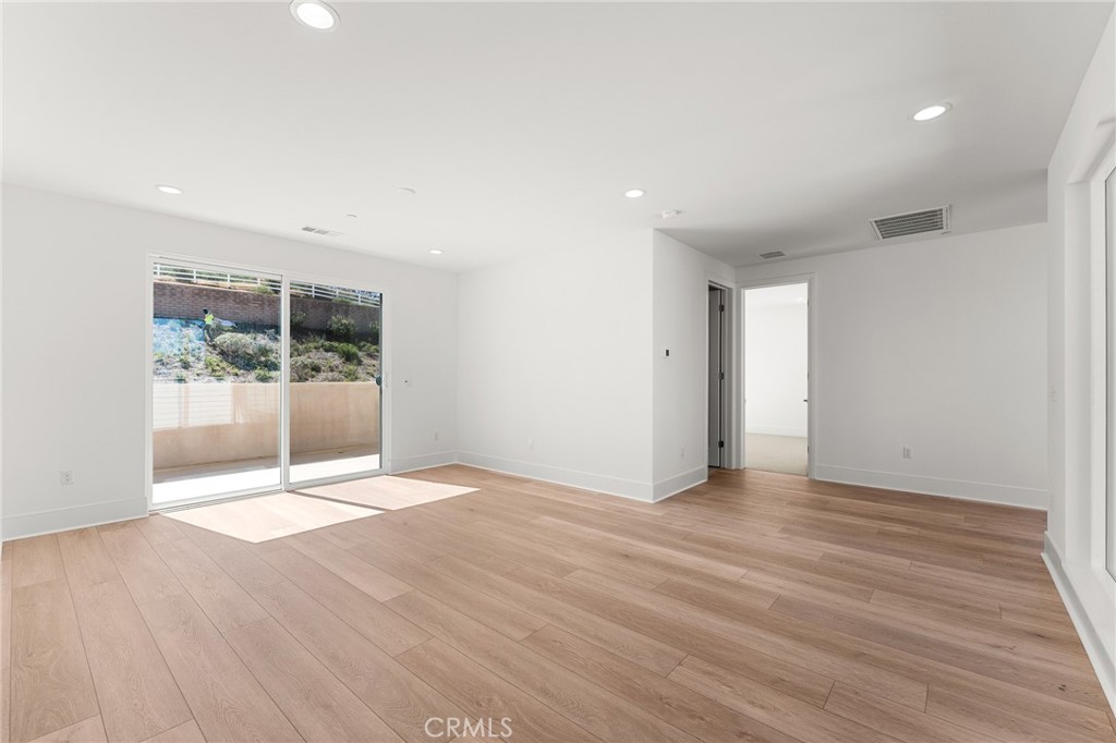 32345 Daybrook Terrace Property Photo 15