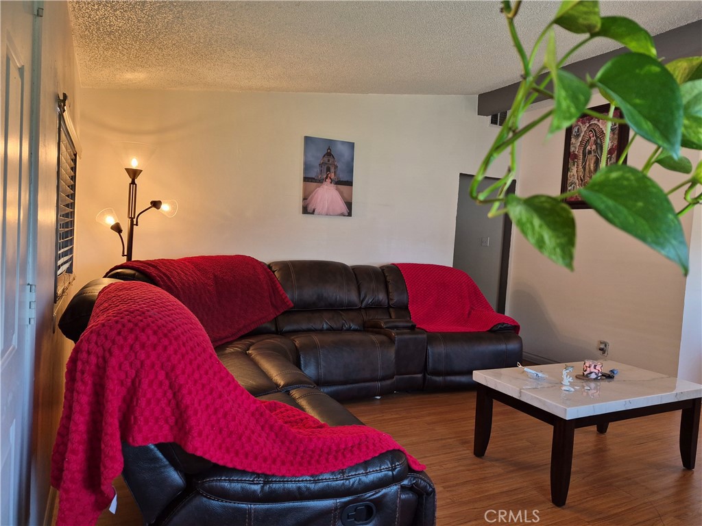 6959 Newbury Property Photo 11
