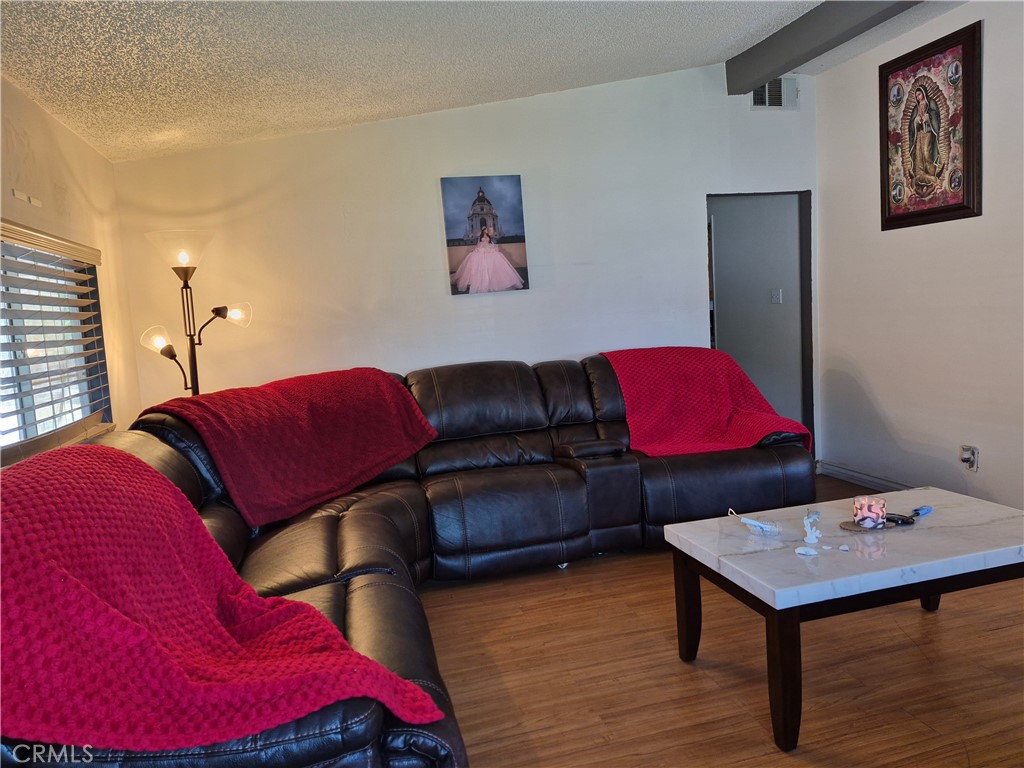 6959 Newbury Property Photo 12