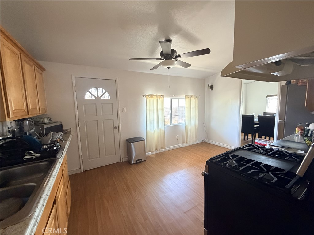 6959 Newbury Property Photo 18