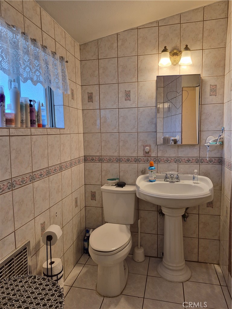 6959 Newbury Property Photo 30