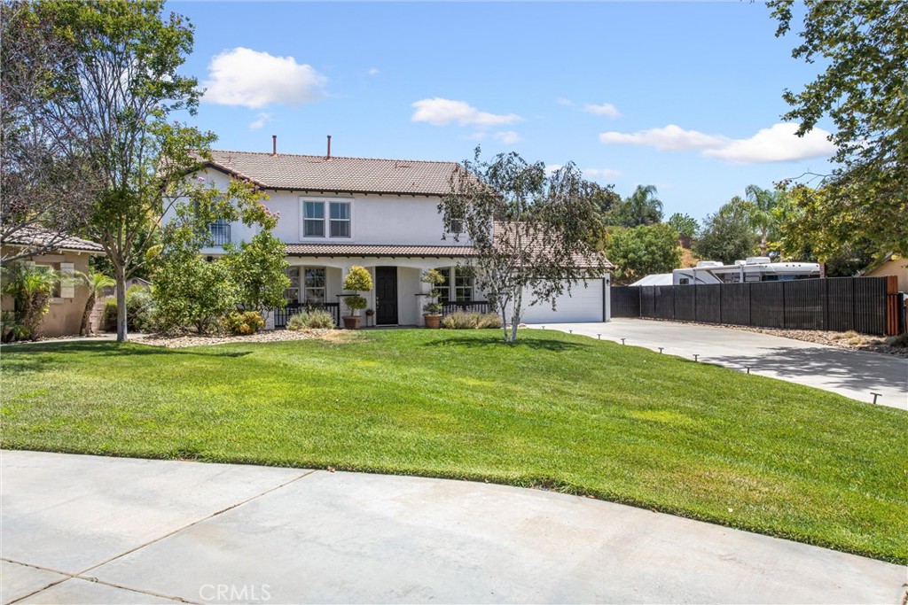 12941 Cienaga Property Photo 4