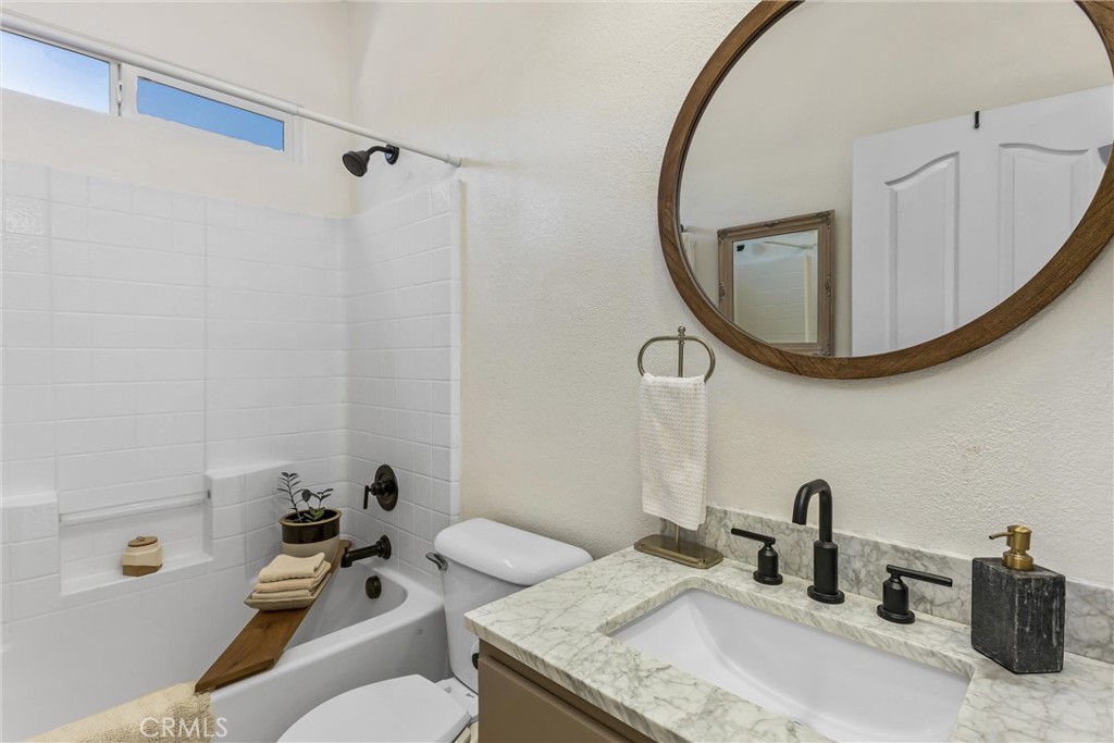 12941 Cienaga Property Photo 20