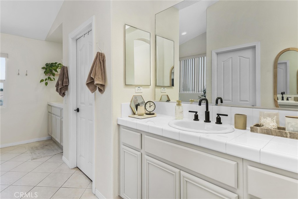 12941 Cienaga Property Photo 37