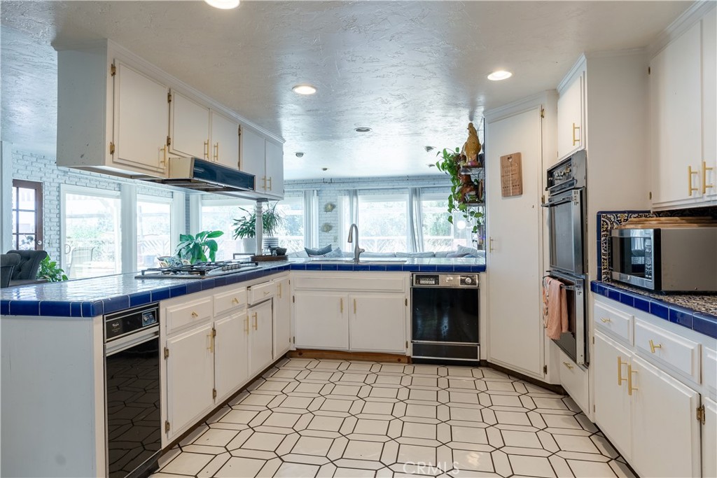 10865 Wagon Train Ln Property Photo 9