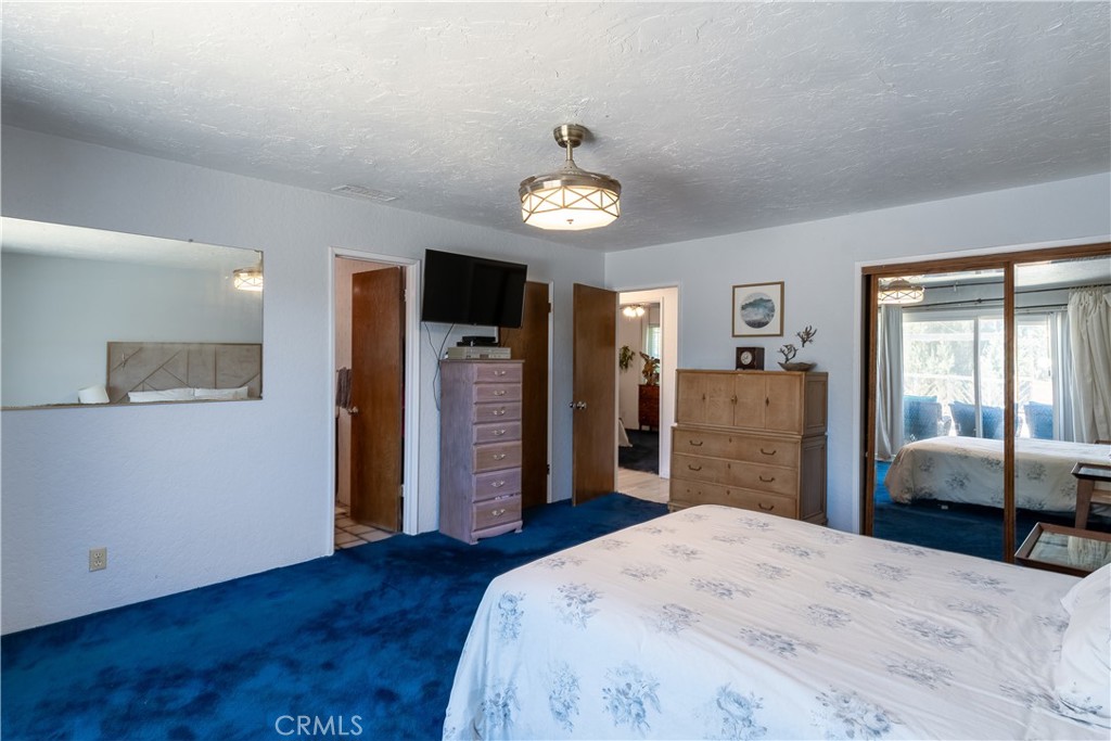 10865 Wagon Train Ln Property Photo 17