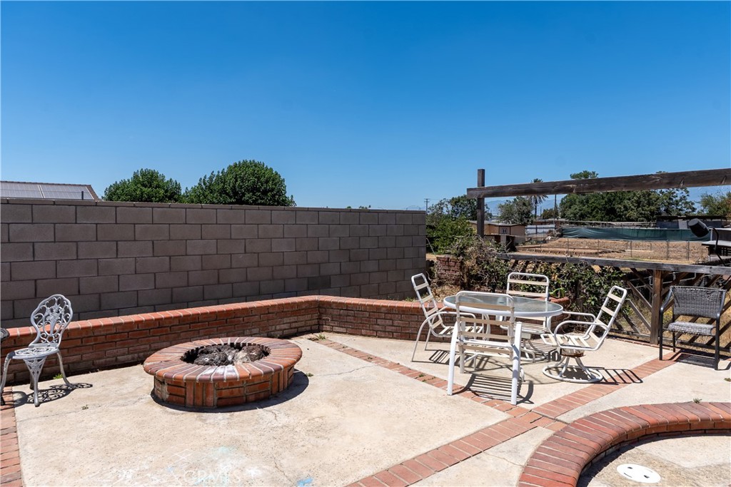 10865 Wagon Train Ln Property Photo 27