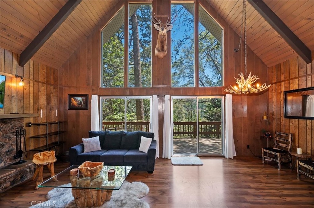 26375 Augusta Property Photo 12