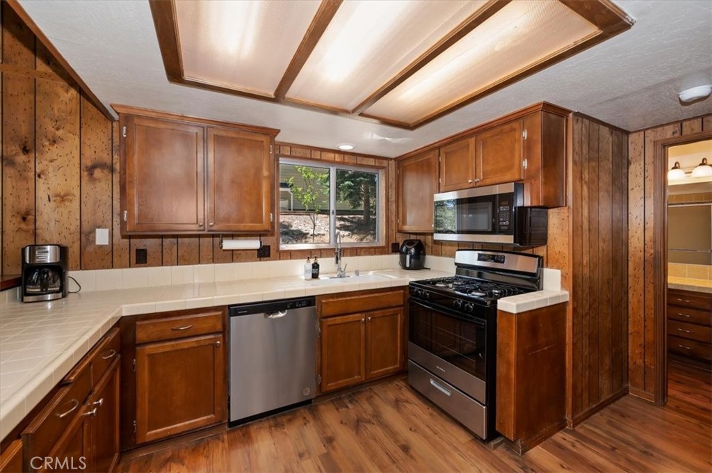 26375 Augusta Property Photo 20