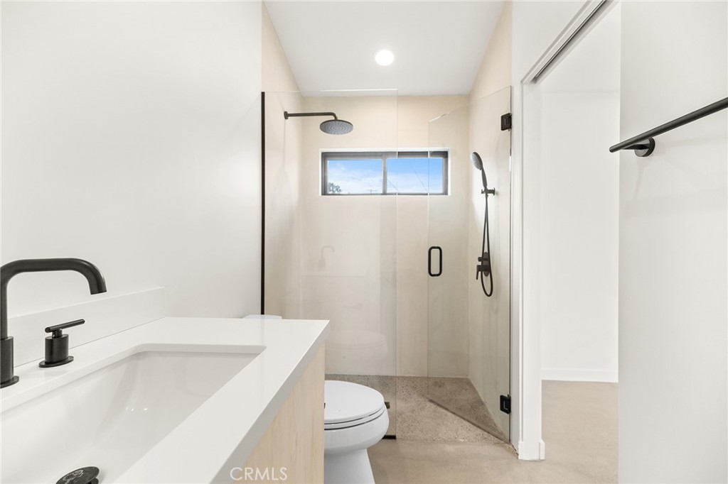 6218 Farrelo Road Property Photo 9