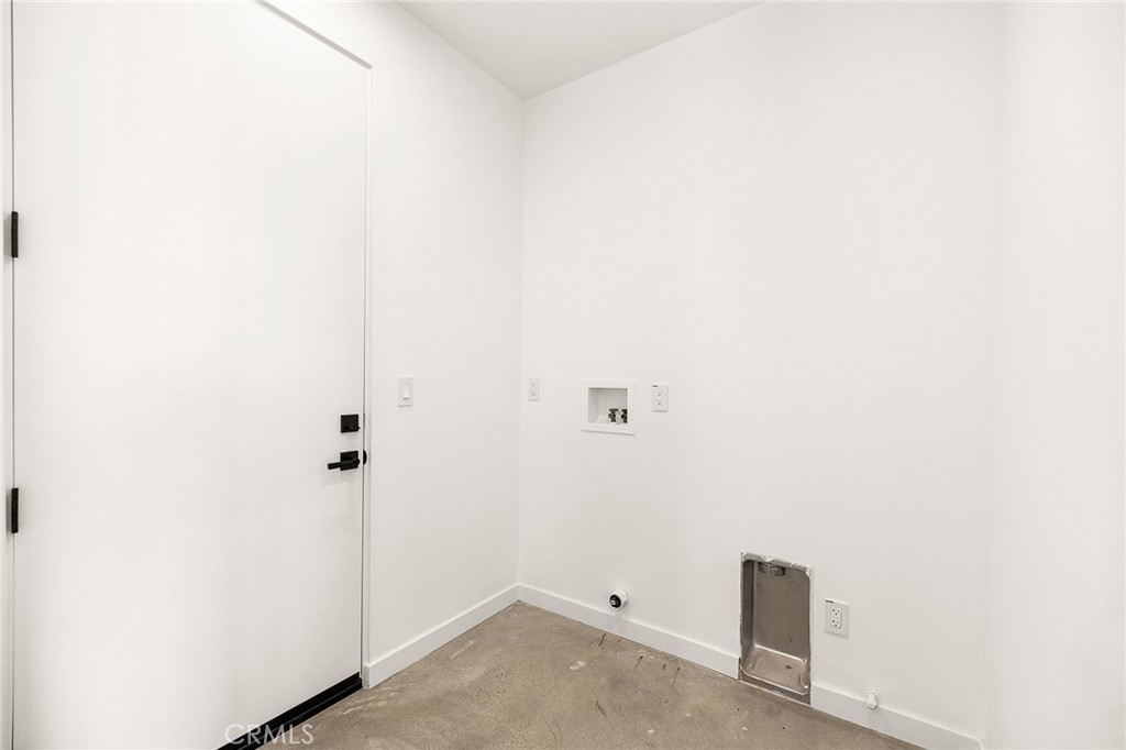 6218 Farrelo Road Property Photo 13