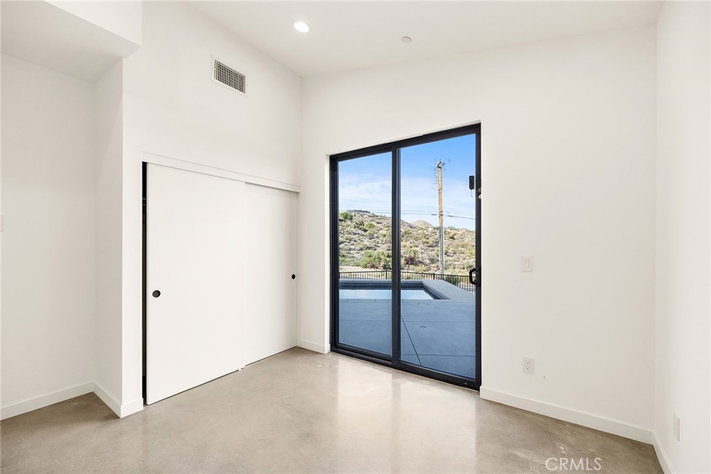 6218 Farrelo Road Property Photo 16