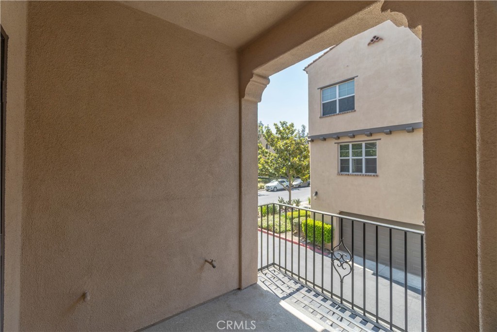 4432 Owens 101 Property Photo 64