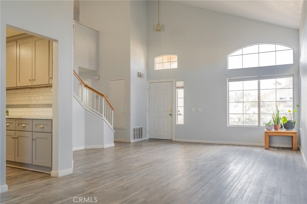 501 Redding Way Property Photo 25