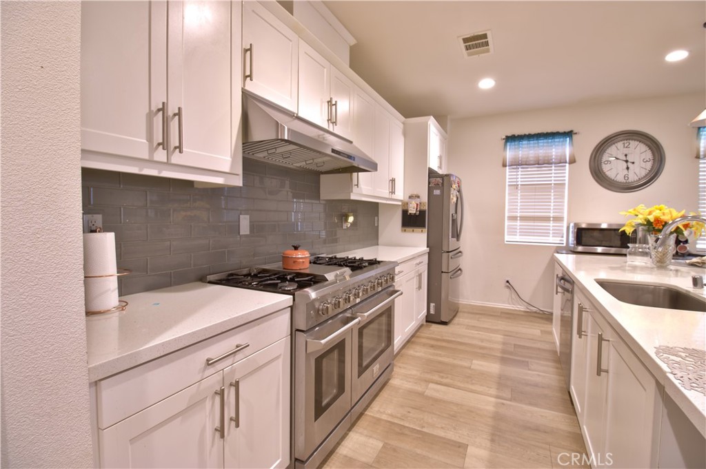 13039 Clear Creek Property Photo 9