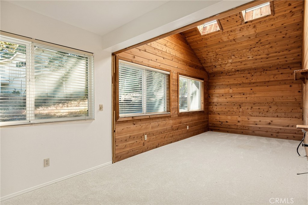 30930 Glen Oak Property Photo 21