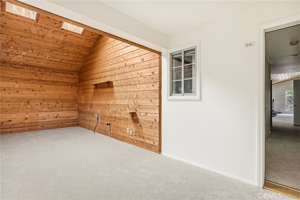 30930 Glen Oak Property Photo 22