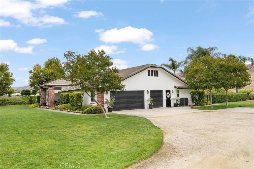 28845 Live Oak Canyon Property Photo 6