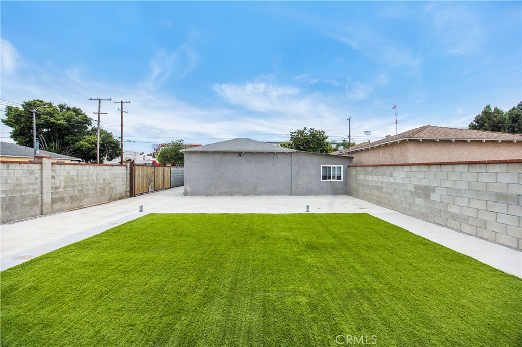 1502 Lakme Avenue Property Photo 17