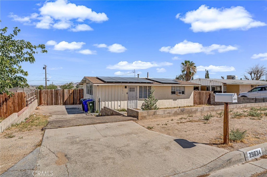 25634 Bejoal St Property Photo 2