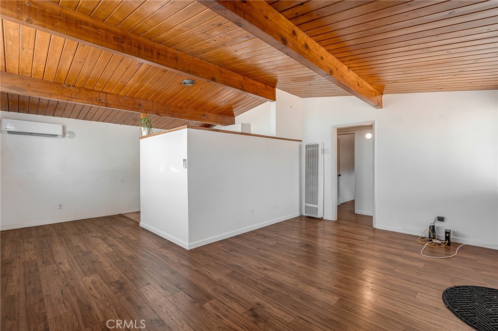 25634 Bejoal St Property Photo 3